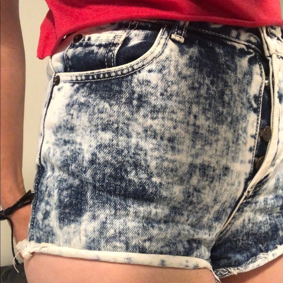 Jean Shorts - Picture 1 of 7